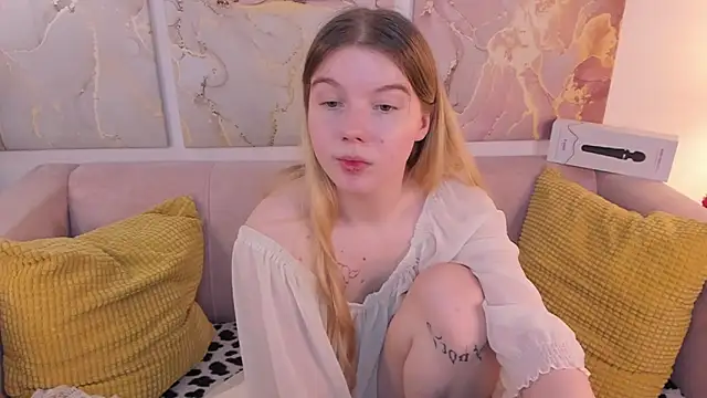 ohmyJuliet online show from 01.17.25