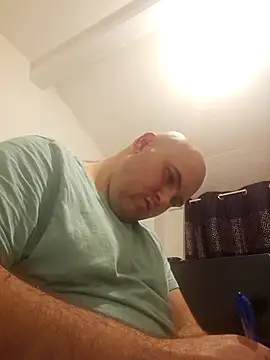 mario890605 online show from 09.12.25