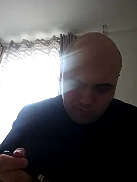 Snapshot of mario890605 chatting on 02.16.26 mario890605 online show from 02.16.26