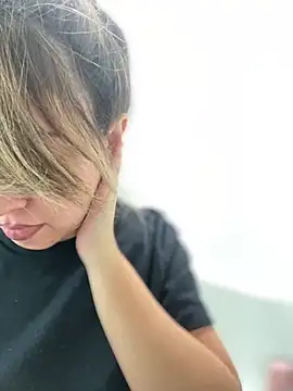 Snapshot of AriannaPena chatting on 01.31.25 AriannaPena online show from 01.31.25