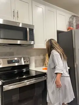 Snapshot of AriannaPena chatting on 02.17.25 AriannaPena online show from 02.17.25