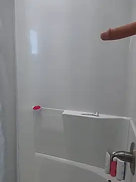 Snapshot of AriannaPena chatting on 02.28.25 AriannaPena online show from 02.28.25