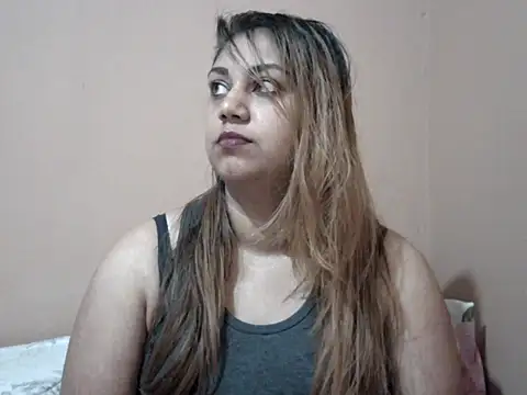 bellachow10 online show from 12.21.25