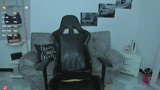 Snapshot of candy_alicee chatting on 03.18.26 candy alicee online show from 03.18.26