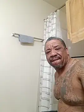 Snapshot of yellowwetfox chatting on 02.23.26 yellowwetfox online show from 02.23.26