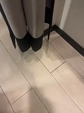 CrazzyChicks online show from 02.26.26