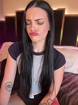 KarissaChantelle online show from 04.18.26