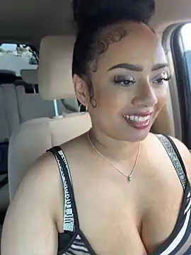 Snapshot of CarmelaAnthony chatting on 04.18.26 CarmelaAnthony online show from 04.18.26