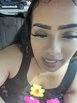 Snapshot of CarmelaAnthony chatting on 04.22.26 CarmelaAnthony online show from 04.22.26