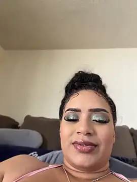 Snapshot of CarmelaAnthony chatting on 05.07.26 CarmelaAnthony online show from 05.07.26