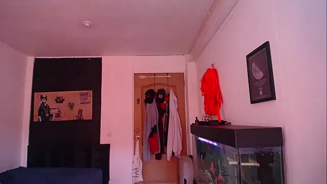 romeolovedark online show from 01.30.25