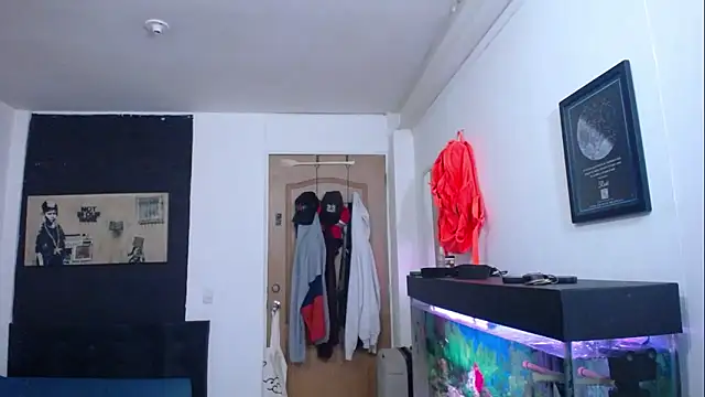 romeolovedark online show from 01.31.25