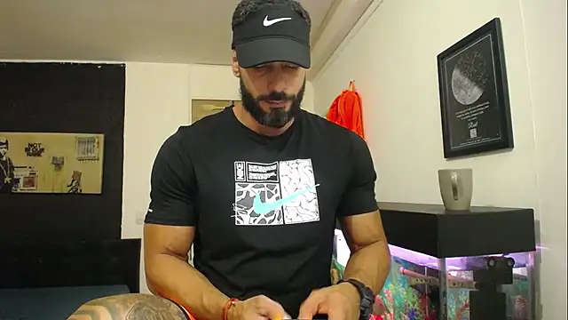 romeolovedark online show from 02.17.25