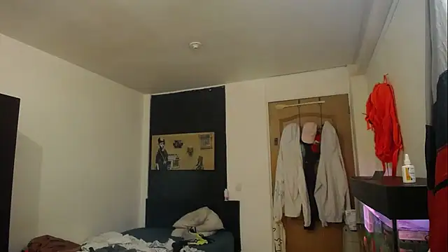 romeolovedark online show from 02.17.25