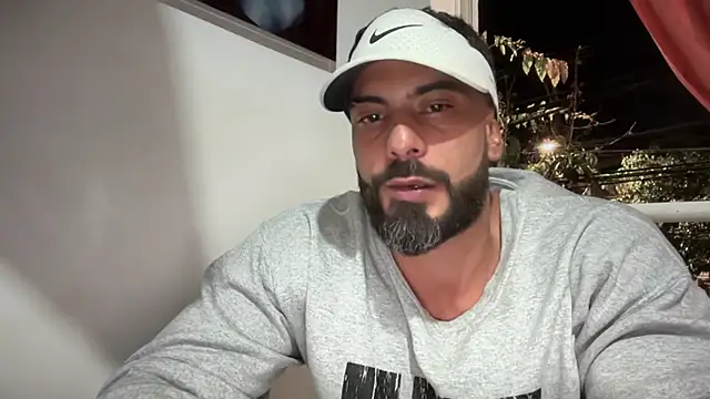 romeolovedark online show from 10.13.25