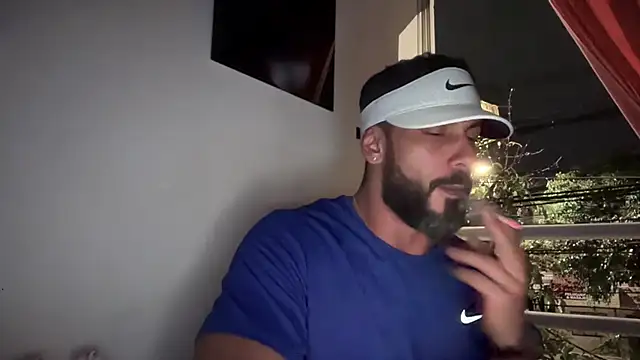 romeolovedark online show from 11.10.25