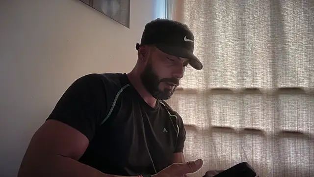 romeolovedark online show from 02.20.26