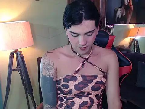 Snapshot of ximena22love chatting on 09.22.25 ximena22love online show from 09.22.25
