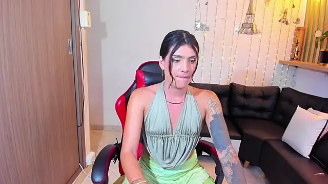 Snapshot of ximena22love chatting on 06.08.26 ximena22love online show from 06.08.26