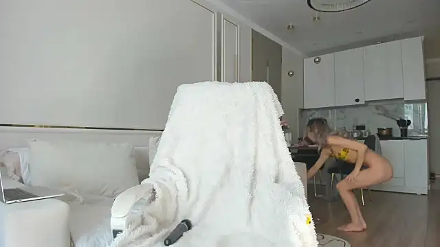 Pupasui02 online show from 12.05.25