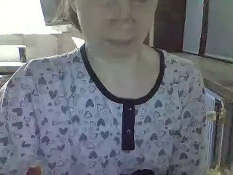 Snapshot of Moi_Lina chatting on 12.08.24 Moi Lina online show from 12.08.24