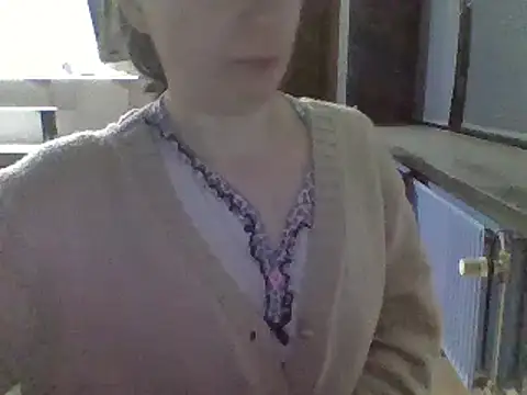 Snapshot of Moi_Lina chatting on 01.17.25 Moi Lina online show from 01.17.25