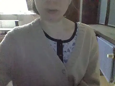 Snapshot of Moi_Lina chatting on 02.02.25 Moi Lina online show from 02.02.25