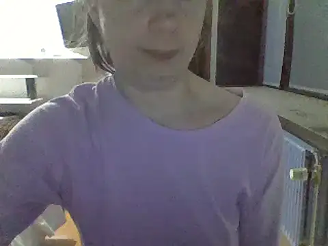 Snapshot of Moi_Lina chatting on 03.15.25 Moi Lina online show from 03.15.25