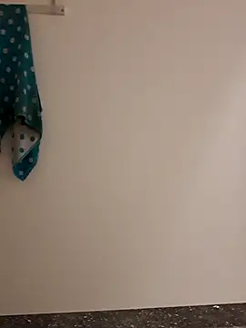 Snapshot of Moi_Lina chatting on 09.15.25 Moi Lina online show from 09.15.25