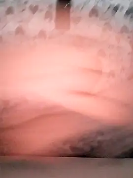 Snapshot of Moi_Lina chatting on 11.27.25 Moi Lina online show from 11.27.25