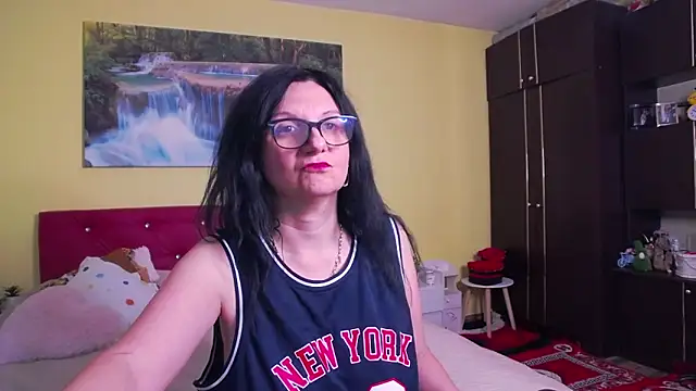 Snapshot of AlexaMorreno chatting on 06.19.26 AlexaMorreno online show from 06.19.26