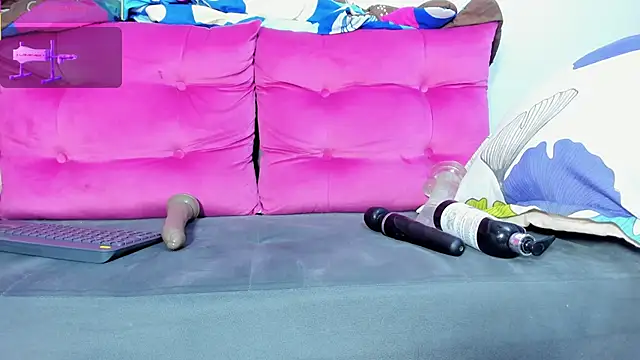 Snapshot of Daniik-big chatting on 02.10.25 Daniik-big online show from 02.10.25