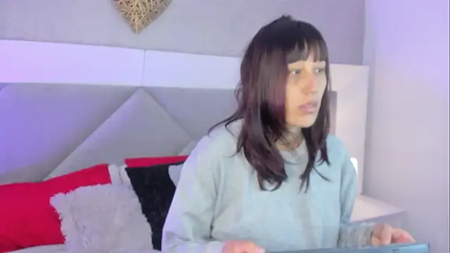 Snapshot of Mariana_Joness chatting on 04.22.26 Mariana Joness online show from 04.22.26