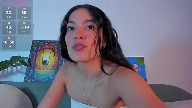 TIFFANYRUSSO online show from 10.21.25