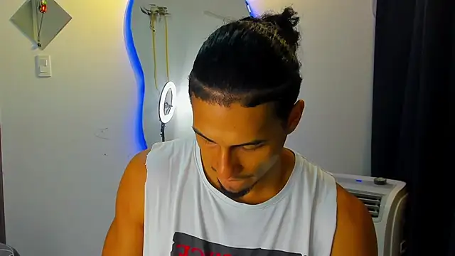 Kris Khalifa69 online show from 09.22.25