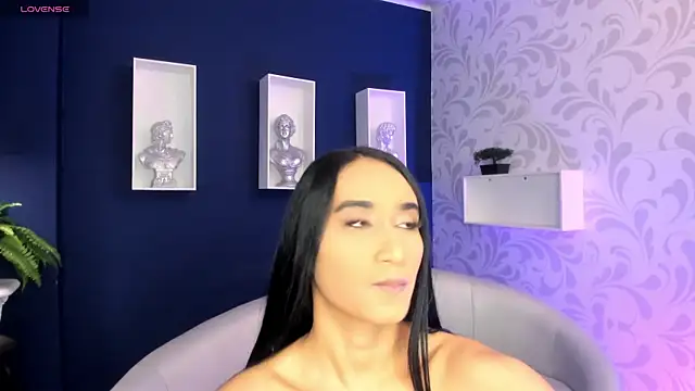 Amaraa Lewis online show from 03.17.25