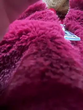 Snapshot of DaisyVibesss chatting on 12.07.24 DaisyVibesss online show from 12.07.24