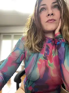 Snapshot of DaisyVibesss chatting on 03.11.25 DaisyVibesss online show from 03.11.25