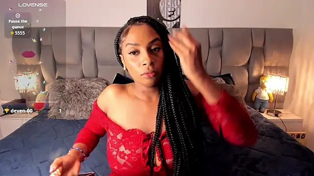 Nickytouse online show from 12.17.25