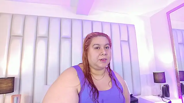 Snapshot of aandreaperez chatting on 05.19.26 aandreaperez online show from 05.19.26
