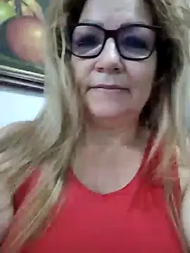 Snapshot of gisela27 chatting on 03.09.25 gisela27 online show from 03.09.25