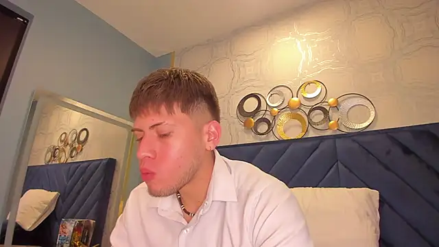 SebastianMaximoff online show from 01.10.25