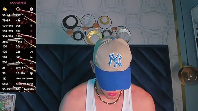 SebastianMaximoff online show from 01.12.25