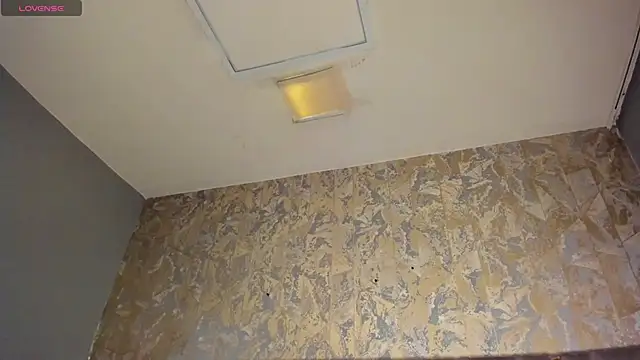 SebastianMaximoff online show from 10.17.25