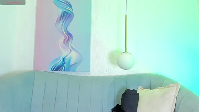 SebastianMaximoff online show from 10.21.25