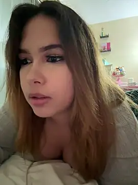 Snapshot of cyberspaceangell chatting on 02.02.25 cyberspaceangell online show from 02.02.25