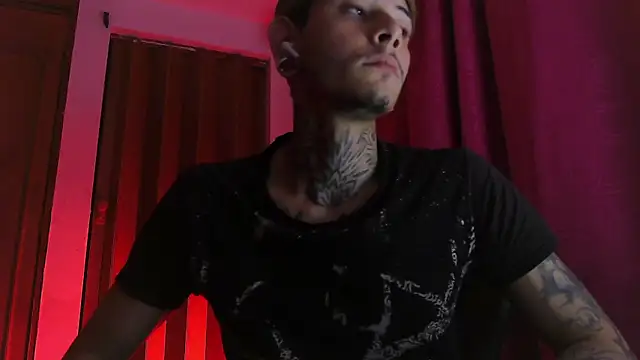 Snapshot of Allan_Keller chatting on 11.08.25 Allan Keller online show from 11.08.25