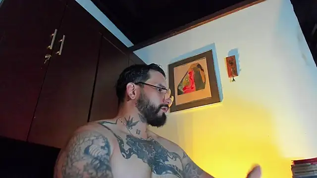Snapshot of CamiloGray_ chatting on 05.25.26 CamiloGray online show from 05.25.26