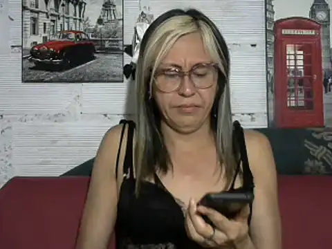 divahot08 online show from 12.05.24