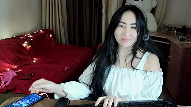 AsianQueens online show from 02.16.25
